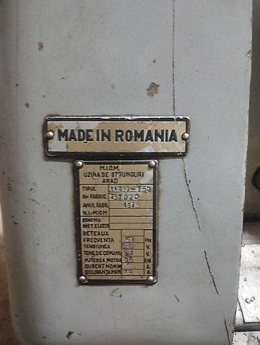 Токарный станок без ЧПУ
