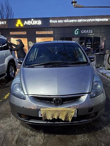 Унаа сатуу: Honda Fit: 2004 г., 1.3 л, Вариатор, Бензин — 1