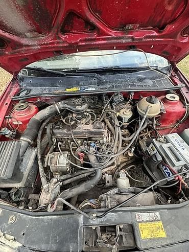 гетс капот: Volkswagen Golf: 1992 г., Механика, Бензин, Хэтчбэк — 4