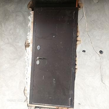 эшик заказ: Үйлөр жана батирлер үчүн эшик, Металлдан, Бир эшиктуу, Оң кол, түсү - Күрөң — 2