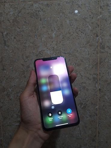 64: IPhone Xs Max, Б/у, 64 ГБ, Серебристый, Кабель, 100 % — 2