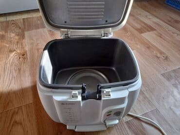 жаренное мороженое: Продаю фритюрницу б/у в отличном состоянии. цена 3000сом. пишите — 3