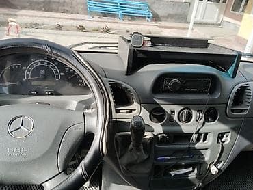 топливный бак вольво: Легкий грузовик, Mercedes-Benz, Б/у — 8