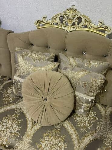 мебель классика: Раскладной диван, Б/у — 2