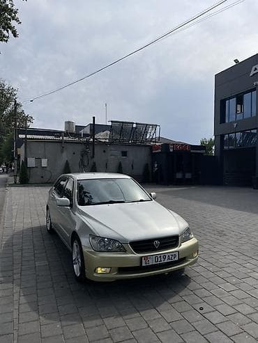 Продажа авто: Toyota Altezza: 2003 г., Автомат, Бензин, Универсал — 1