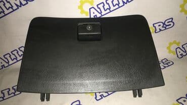 коробка опель вектра б: Toyota Corolla Verso 2002 год, бардачок — 1