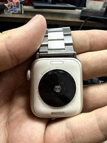 Техника жана электроника: Apple Watch SE 40mm в комплекте коробка, сами часы, родная зарядка — 2
