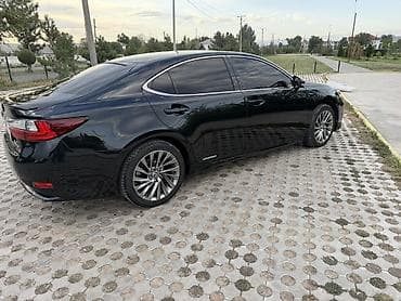лексус 2025: Lexus ES: 2017 г., 2.5 л, Вариатор, Гибрид, Седан — 5
