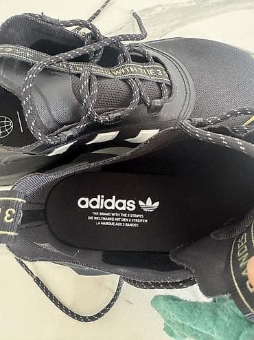 Жеке буюмдар: Эркектердин кроссовкасы, 43, 44, Adidas Originals, Колдонулган, түсү - Кара, Өзү алып кетүү — 2