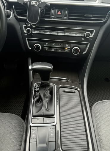 дом обмен на авто: Kia K5: 2018 г., 2 л, Автомат, Бензиновая, Седан — 1