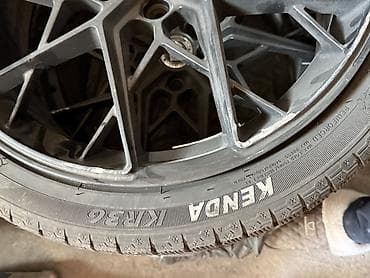 Колеса в сборе 245 / 40 / R 19, Зима, Б/у, Комплект, Легковые, Литые, отверстий - 5 — 5