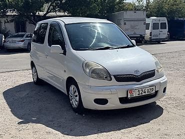 мотор 1 3: Toyota Funcargo: 2003 г., 1.3 л, Автомат, Бензин, Универсал — 3