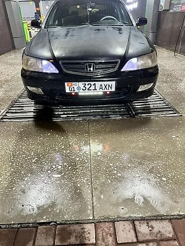Транспорт: Honda Accord: 2001 г., 2 л, Автомат, Хэтчбэк — 2