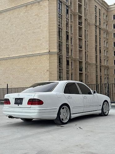 amg банки: Mercedes-Benz E-класс AMG: 2000 г., 5.4 л, Автомат, Бензин, Седан — 2