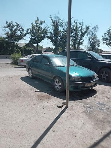 Toyota Avensis: 1999 г., Кол менен иштөөчү, Бензин, Седан — 2