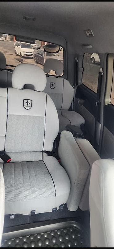 ка пийат: Mitsubishi Space Gear: 2001 г., Автомат, Газ, Минивэн — 6