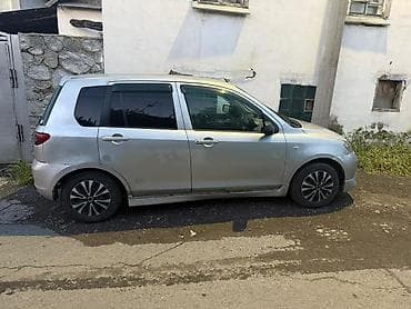 Продажа авто: Mazda Verisa: 2005 г., 1.3 л, Автомат, Бензин, Универсал — 4
