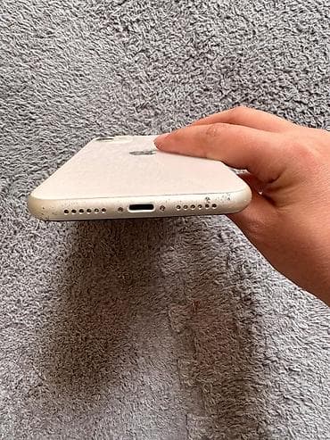 surface laptop studio 2: IPhone 11, белый
128гб . цена договорная — 4