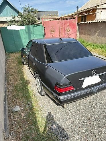 124 мерс салон: Mercedes-Benz W124: 1992 г., 2 л, Механика, Бензин, Седан — 1