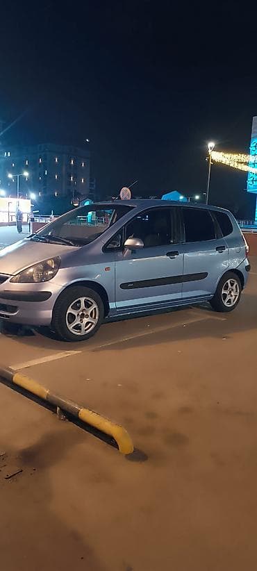 Honda Jazz: 2005 г., 1.4 л, Автомат, Бензин, Хэтчбэк