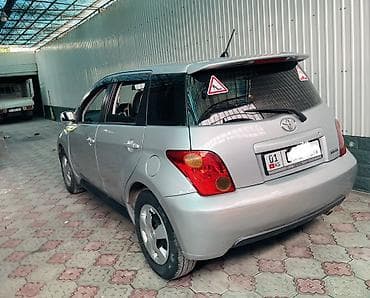 x5 2003: Toyota Ist: 2003 г., 1.3 л, Автомат, Бензин, Хэтчбэк — 4