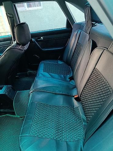 аули с4: Audi 100: 1994 г., 2.6 л, Механика, Бензин, Седан — 2
