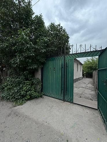 алматинской: 🚨 СРОЧНАЯ ПРОДАЖА ДОМ С УЧАСТКОМ 🚨 🏡 Добротный тёплый дом 📐 135 м² | — 2