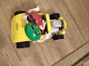 мерч: Игрушка M&M’s Hot Rod — коллекционная фигурка-машинка - Яркий — 3