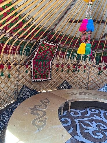 парикмахерский стол: Аренда юрты, Каркас Деревянный, 65 баш, Казан, Посуда, С полом — 8