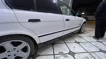 Транспорт: BMW 5 series: 1991 г., Седан — 5