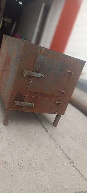 стол трансформер 3 в 1: Металлическая печь для отопления или приготовления пищи. Конструкция — 3