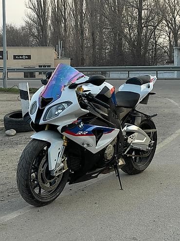 беха е36: Спортбайк BMW, 1000 куб. см, Бензин — 2