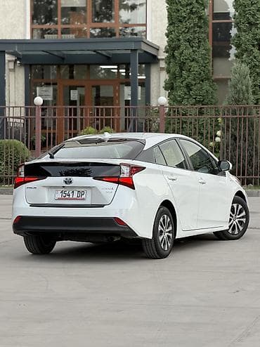 клима: Toyota Prius: 2020 г., 1.8 л, Автомат, Гибрид, Лифтбек — 4