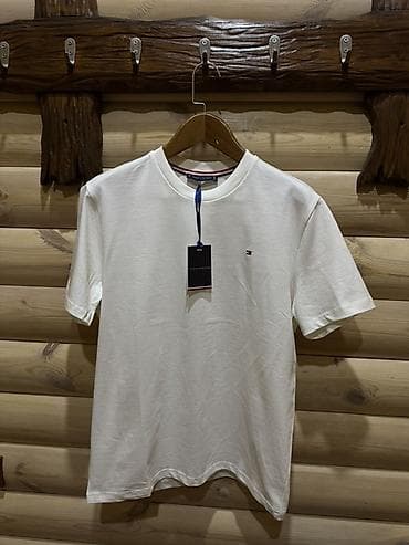 Футболки брендов премиум-класса, классический крой, короткий рукав