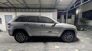 Унаа сатуу: Jeep Grand Cherokee: 2020 г., 3.6 л, Автомат, Бензин, Жол тандабас — 5