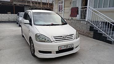 mers c class: Toyota Ipsum: 2002 г., 2.4 л, Автомат, Бензин, Минивэн — 3