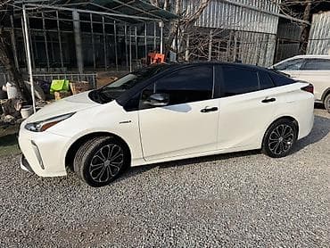 prius plus: Toyota Prius: 2020 г., 1.8 л, Вариатор, Гибрид, Хэтчбэк — 6