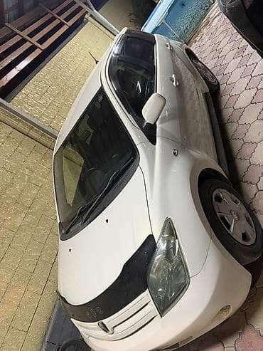 аудио касеты: Toyota Ist: 2003 г., 1.5 л, Автомат, Бензин, Хэтчбэк — 3