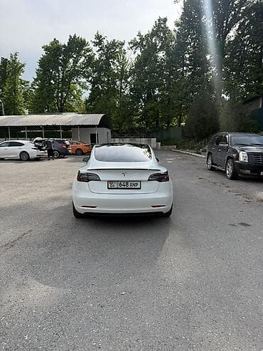 авто тесла: Tesla Model 3: 2023 г., Электромобиль, Седан — 5