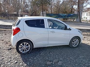 коробка на спарк: Chevrolet Spark: 2019 г., 1 л, Автомат, Бензин, Хэтчбэк — 4