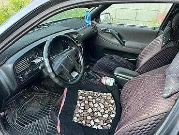 cl: Volkswagen Passat: 1995 г., 1.8 л, Механика, Бензин, Седан — 5