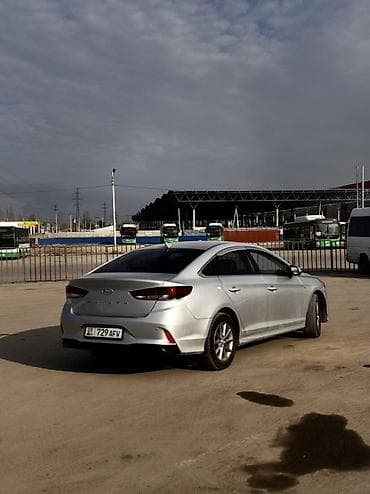 Транспорт: Hyundai Sonata: 2018 г., 2 л, Автомат, Газ, Седан — 4