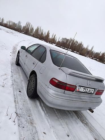 Унаа: Honda Accord: 1996 г., 1.8 л, Кол менен иштөөчү, Бензин, Седан — 10
