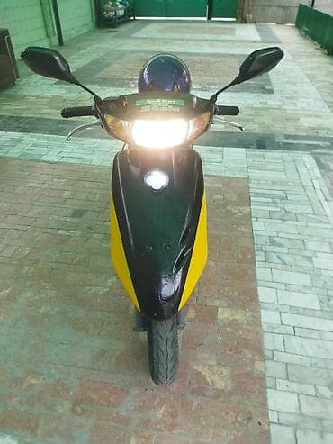 скутеры хонда: Тип скутера Honda, 50 куб. см, Бензин, Б/у — 3