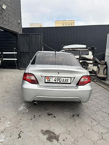 geely galaxy e5: Daewoo Nexia: 2010 г., 1.6 л, Механика, Седан — 1