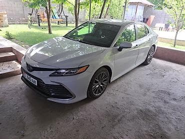 corolla 2004: Toyota Camry: 2022 г., Автомат, Гибрид, Седан — 4