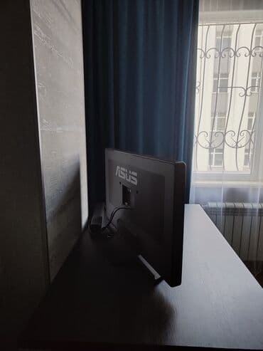 мониторы 100х200 мм: Монитор, Б/у, 31" - 32" — 3