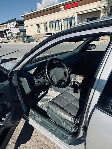 c max: Nissan Maxima: 1996 г., 3 л, Механика, Бензин, Седан — 6