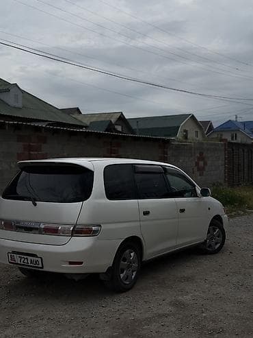 Toyota Gaia: 2003 г., 0.2 - engine capacity л, Автомат, Бензин, Вэн/Минивэн — 5