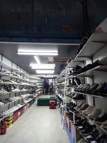 20 тон контейнер у: 🔥 СРОЧНО ПРОДАЁТСЯ ТОРГОВЫЙ КОНТЕЙНЕР! 📍 Рынок «Дордой», К/Р «Мир — 1